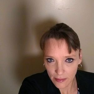 Meet your Posher, Stacey